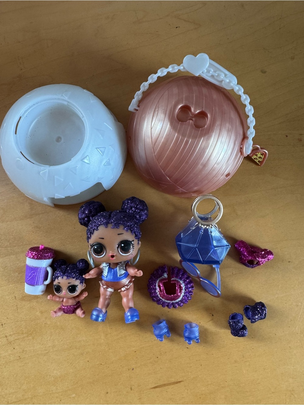 LOL SURPRISE purple queen set w/ little sister